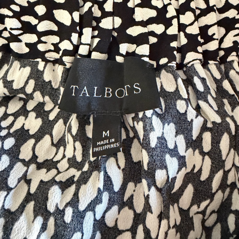 Talbots Abstract Animal Print Ruffle Skirt Size Medium - Picture 5 of 5